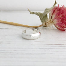 Load image into Gallery viewer, Statement Sterling Silver Ear Cuff
