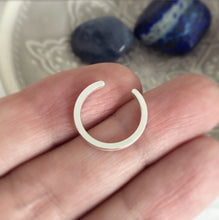 Load image into Gallery viewer, Square Toe Ring