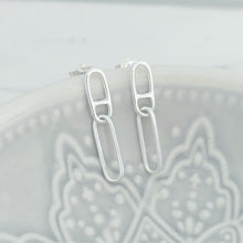 Load image into Gallery viewer, Paperclip Earrings