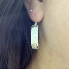 Load image into Gallery viewer, Hammered Oblong Earrings