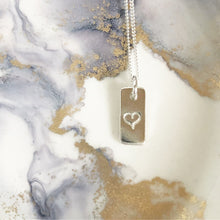 Load image into Gallery viewer, Tiny Heart Pendant Necklace