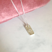 Load image into Gallery viewer, Tiny Heart Pendant Necklace