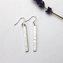 Load image into Gallery viewer, Textured Drop Pendant Earrings