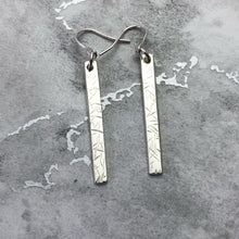 Load image into Gallery viewer, Textured Drop Pendant Earrings