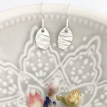 Load image into Gallery viewer, Textured Drop Earrings