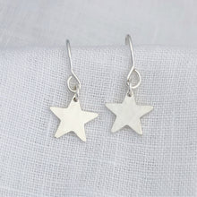 Load image into Gallery viewer, Hammered Star Earrings